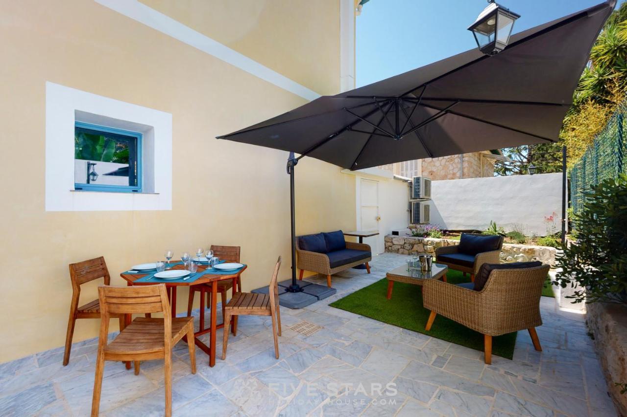 Villa Capriciosa - Five Stars Holiday House 보로쉬르메르 외부 사진